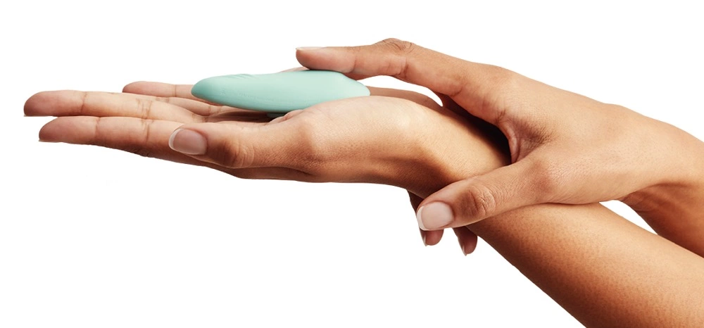 We-Vibe Moxie+ vibratorius kelnaitėms su pulteliu, valdomas programėle, Aqua