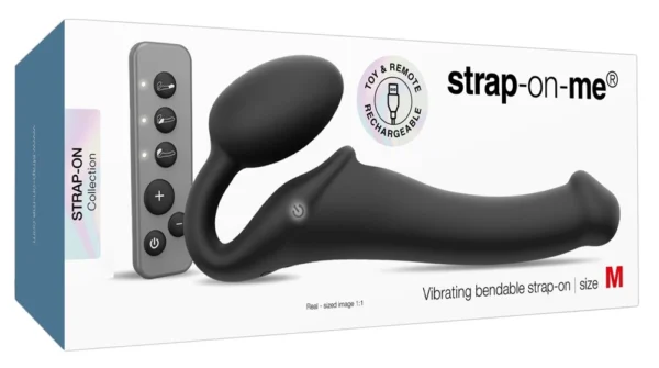 Strap-On-Me lankstus vibruojantis strap-on su 3 varikliais ir pulteliu, juodas, M