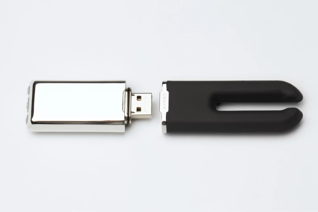 Crave Duet klitorio vibratorius su dviem galiukais, juodas