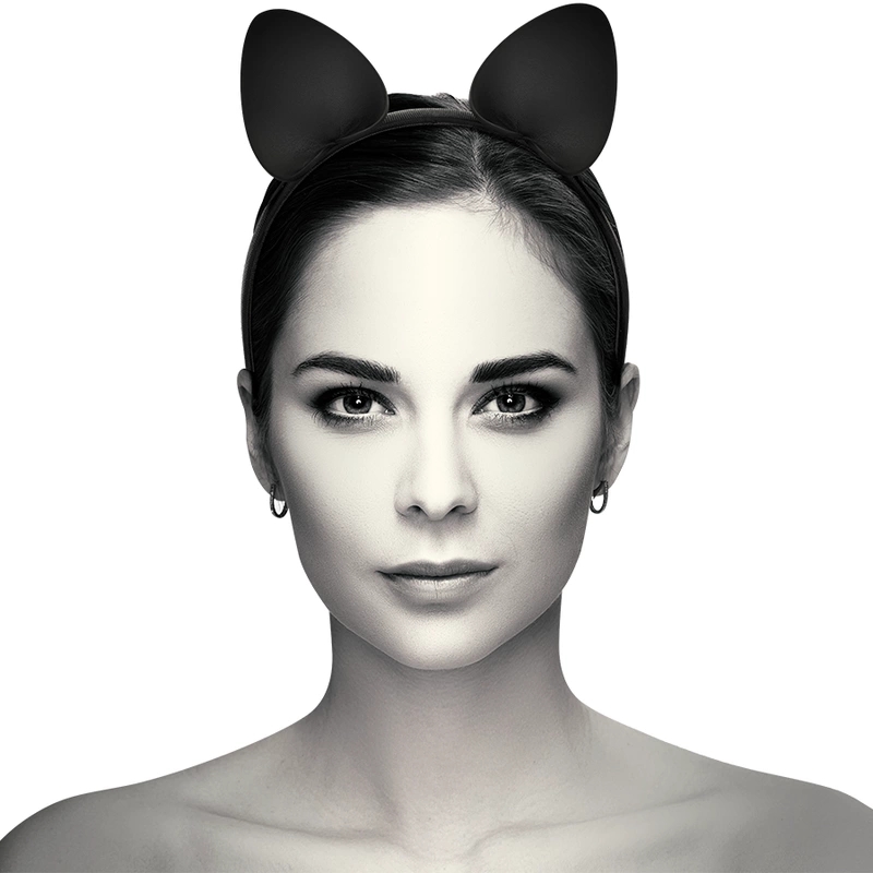 Coquette Chic Desire galvos lankelis su katės ausytėmis iš veganiškos odos, juodas