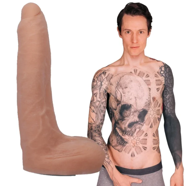 Doc Johnson Owen Gray 22 cm dildo iš ULTRASKYN su Vac-U-Lock siurbtuku