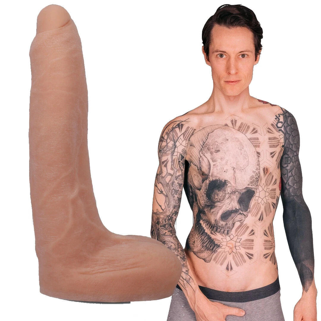 Doc Johnson Owen Gray 22 cm dildo iš ULTRASKYN su Vac-U-Lock siurbtuku