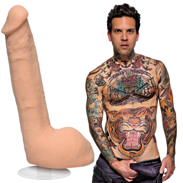 Doc Johnson Signature Small Hands 22 cm dildo iš ULTRASKYN, kūno spalvos