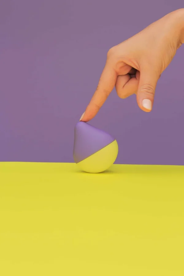 Iroha by Tenga Fuji Lemon kompaktiškas vibruojantis masažuoklis, geltonas
