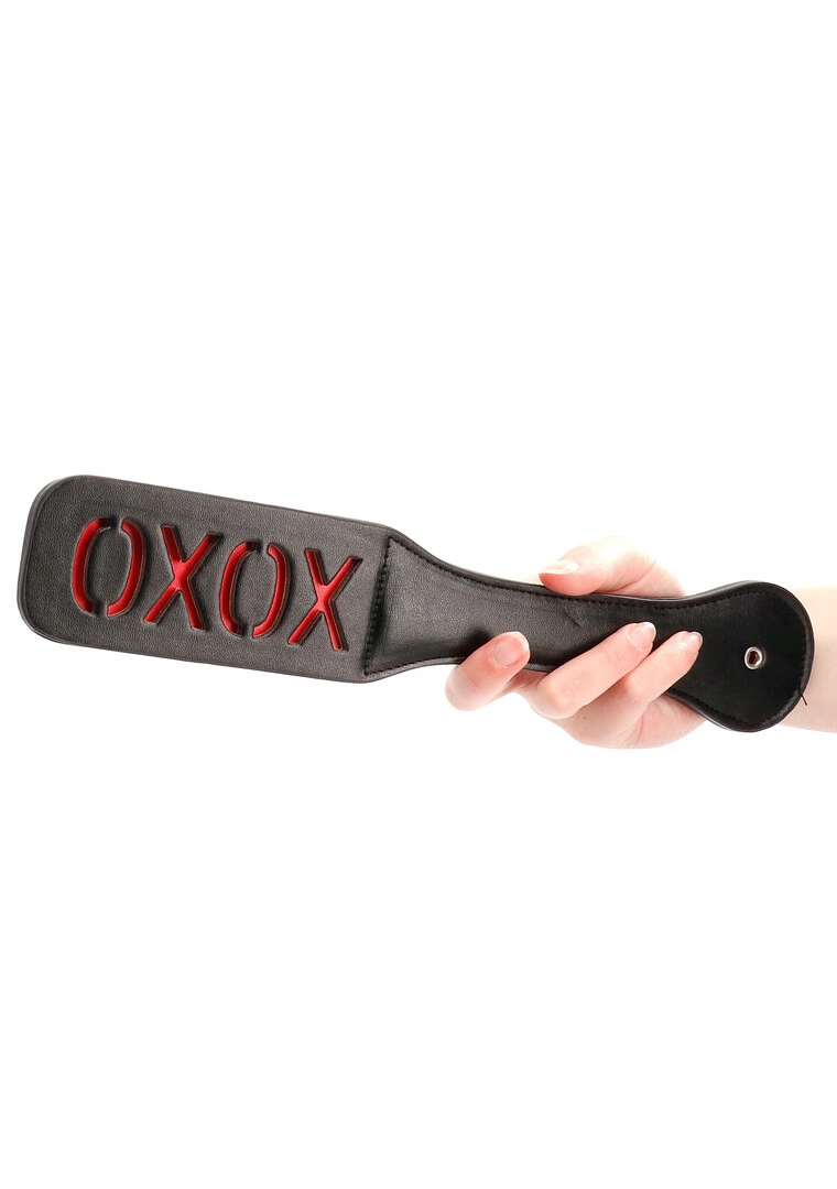 Ouch! by Shots XOXO plakimo mentelė, juoda