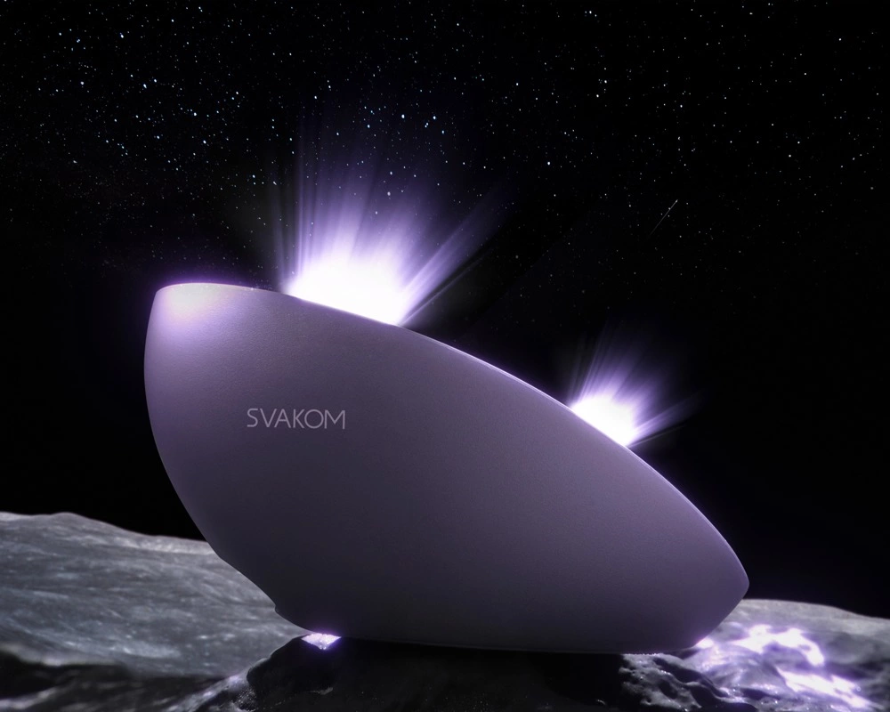 Svakom Pulse Galaxy klitorio stimuliatorius su oro bangomis ir LED projektoriumi, alyvinis