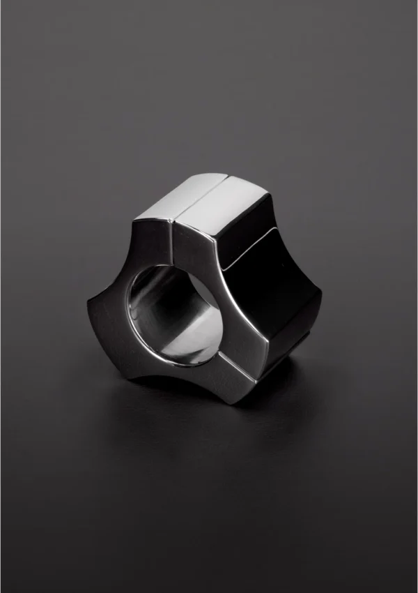 Steel by Shots Deluxe magnetinis plieninis sėklidžių įtempiklis, 45 mm