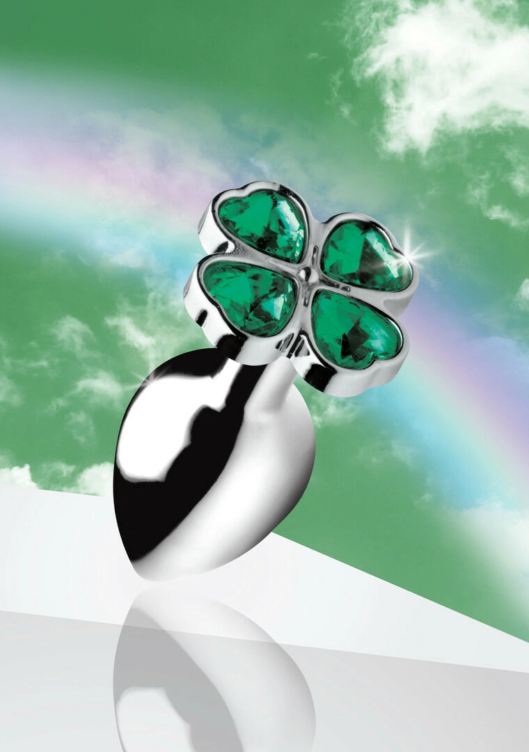 XR Brands Clover metalinis analinis kaištis su dobilo formos pagrindu, sidabrinis, mažas